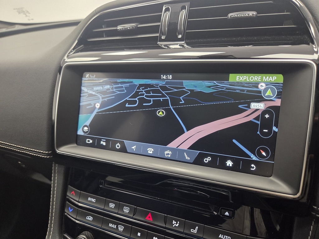 Jaguar F-Pace 2.0D R-sport Awd - Suv 5 Seats Silver #35