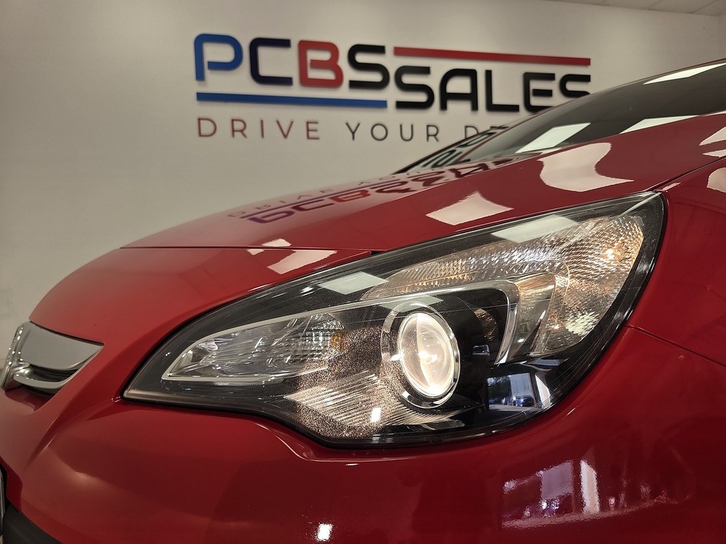 Vauxhall Astra GTC 2.0 Cdti 16V Sri Red #30