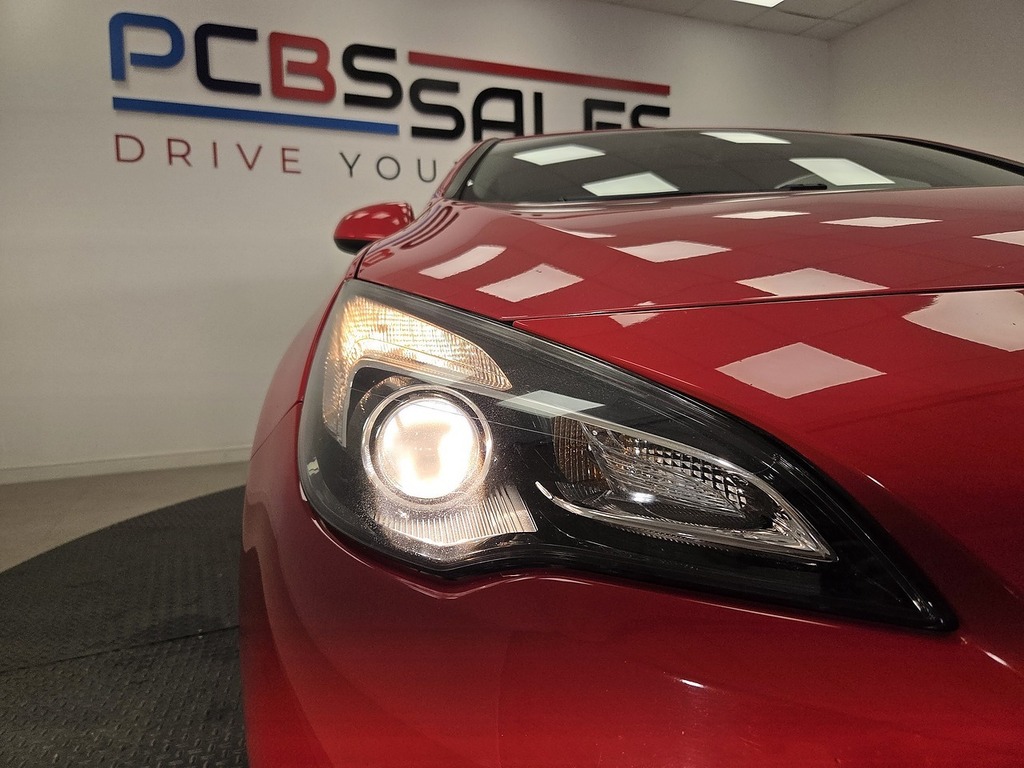 Vauxhall Astra GTC 2.0 Cdti 16V Sri Red #28