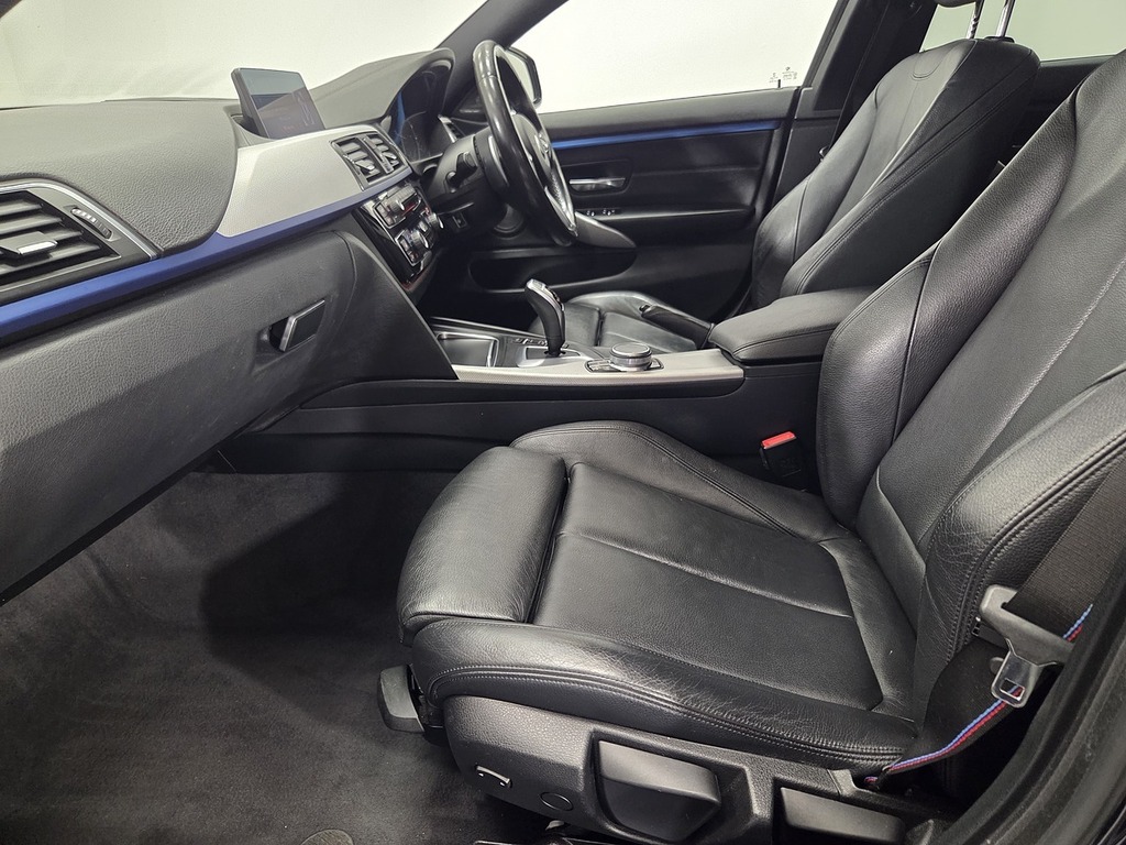 BMW 4 Series Gran Coupe M Sport Black #7