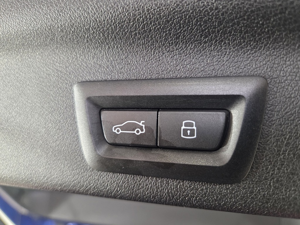 BMW X1 Sdrive 18D M Sport Premier Step Blue #23