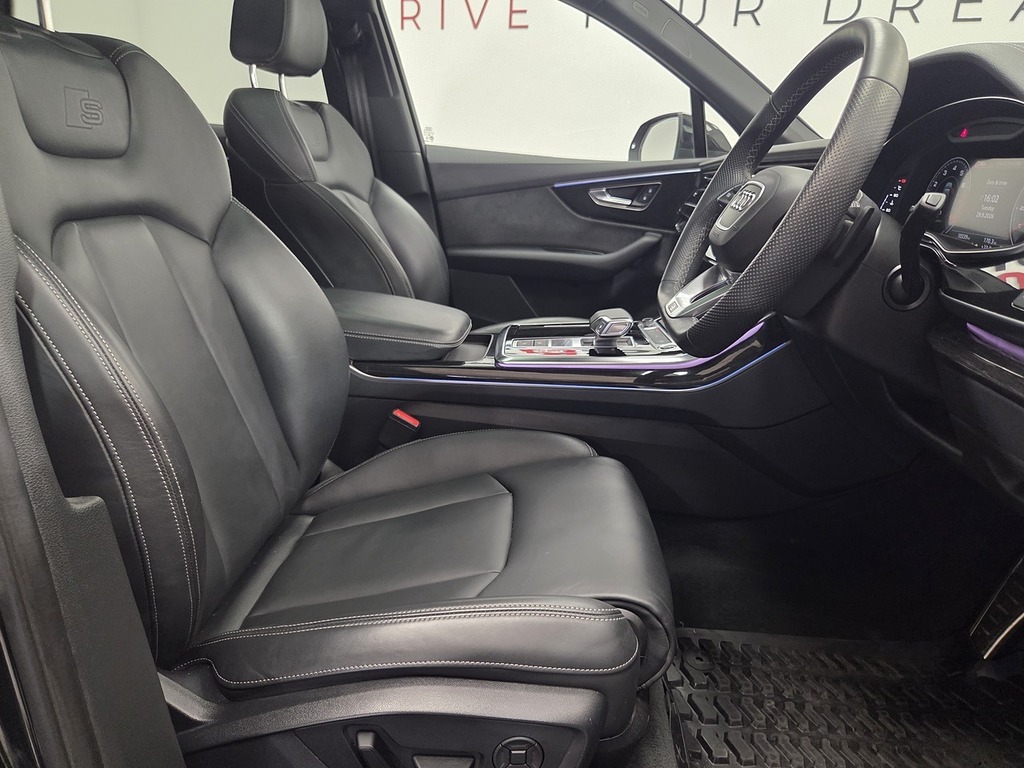 Audi Q7 3.0 Tfsi V6 55 Black Edition Suv Tiptro Black #4