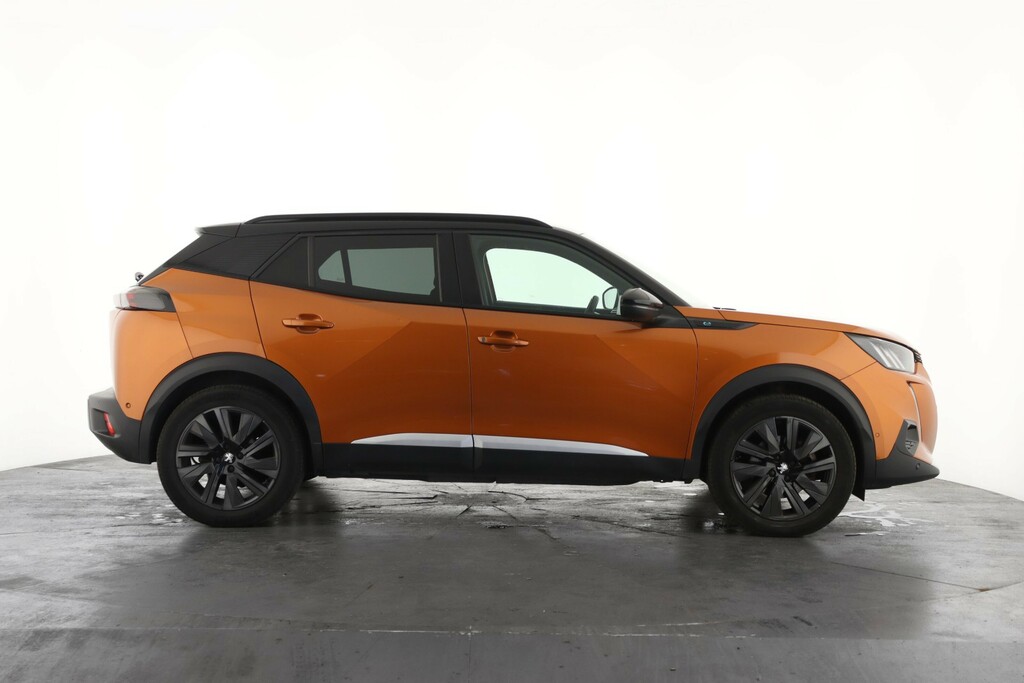 Peugeot e-2008 100Kw Gt 50Kwh LR70WNY Orange #3