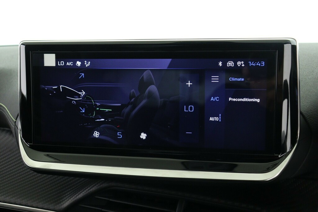 Peugeot e-208 100Kw E-style 50Kwh White #18