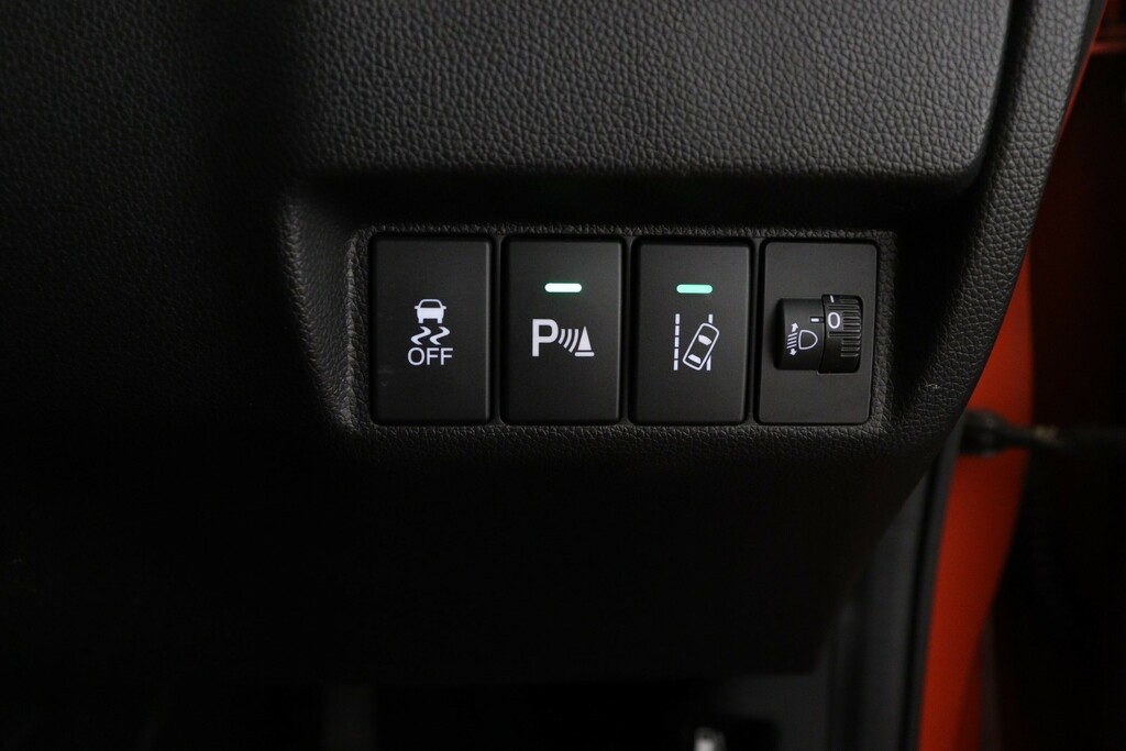 Honda Jazz 1.3 I-vtec Ex Navi Silver #27