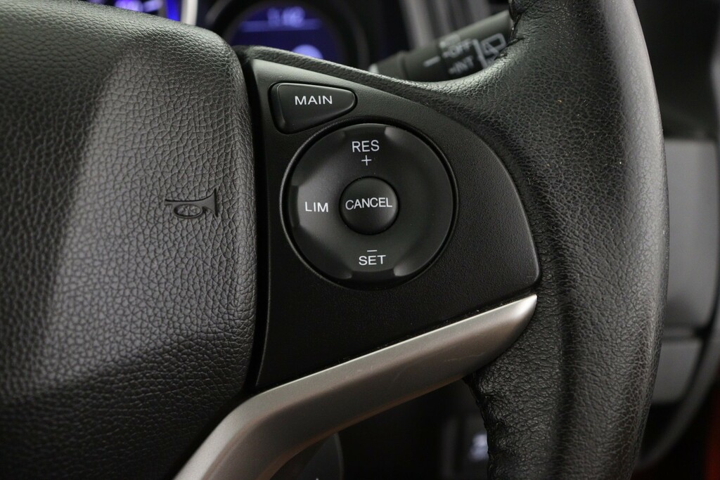 Honda Jazz 1.3 I-vtec Ex Navi Silver #25