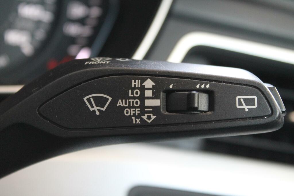 Audi A4 Avant 35 Tfsi Black Edition S Tronic Black #21