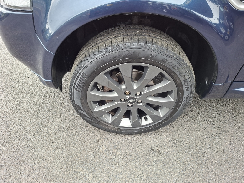 Land Rover Freelander 2 .2 Sd4 Hse Luxury Blue #4