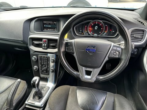 Volvo V40 2.0 D3 R-design Nav Euro 5 Ss #2