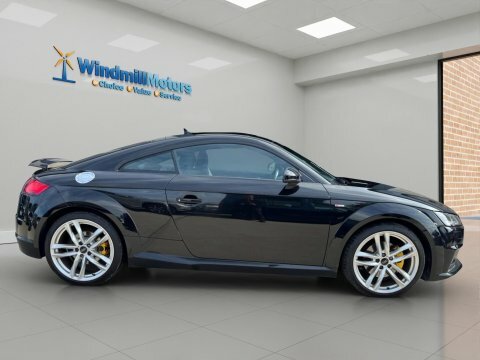 Audi TT 2.0 Tfsi S Black #3