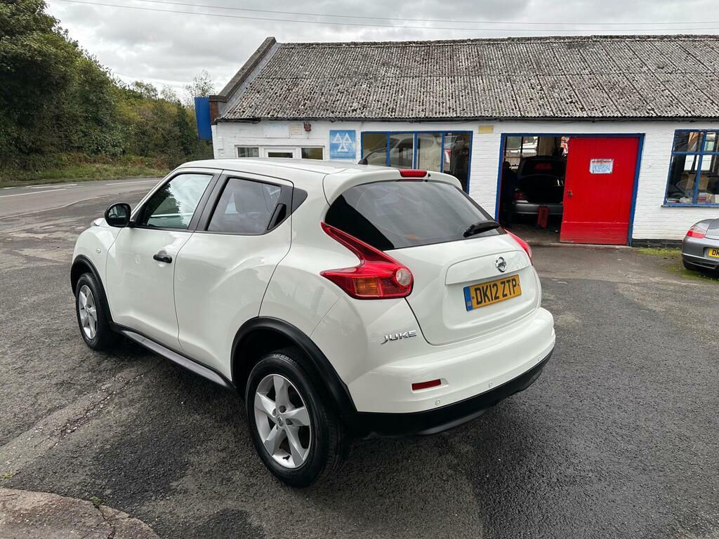 Nissan Juke 1.6 Acenta Hatchback White #5