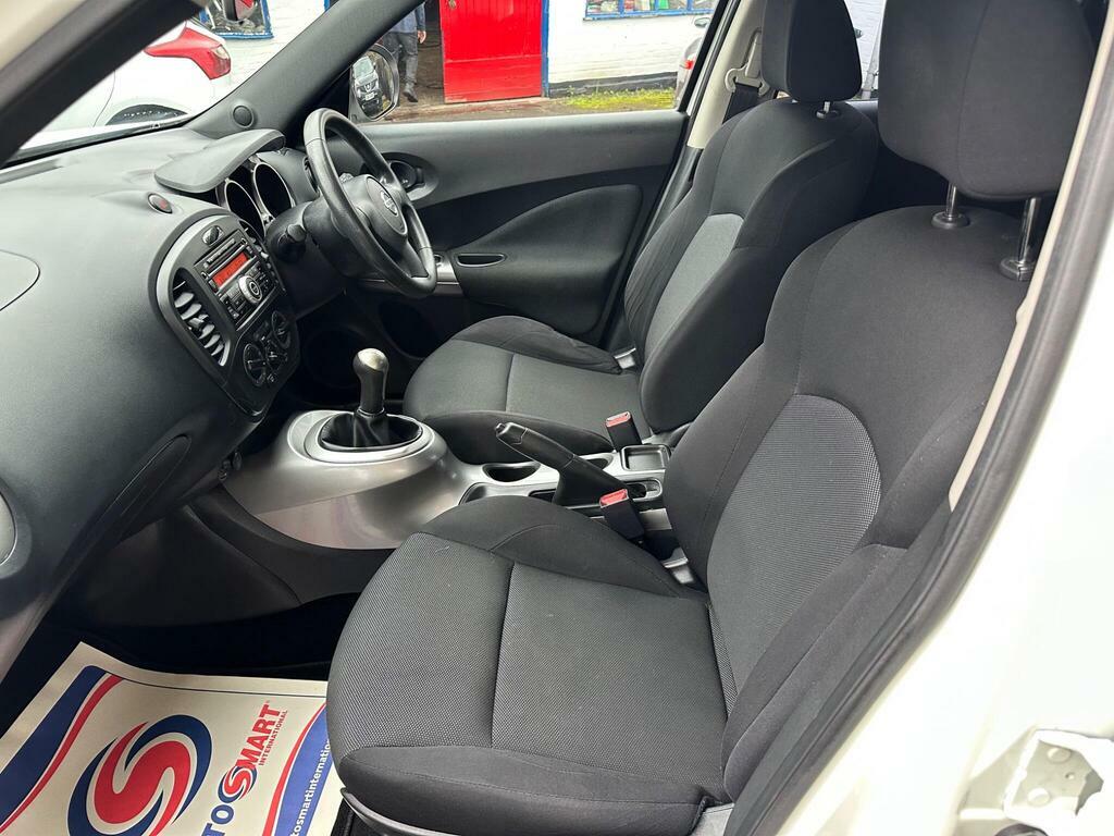 Nissan Juke 1.6 Acenta Hatchback White #10