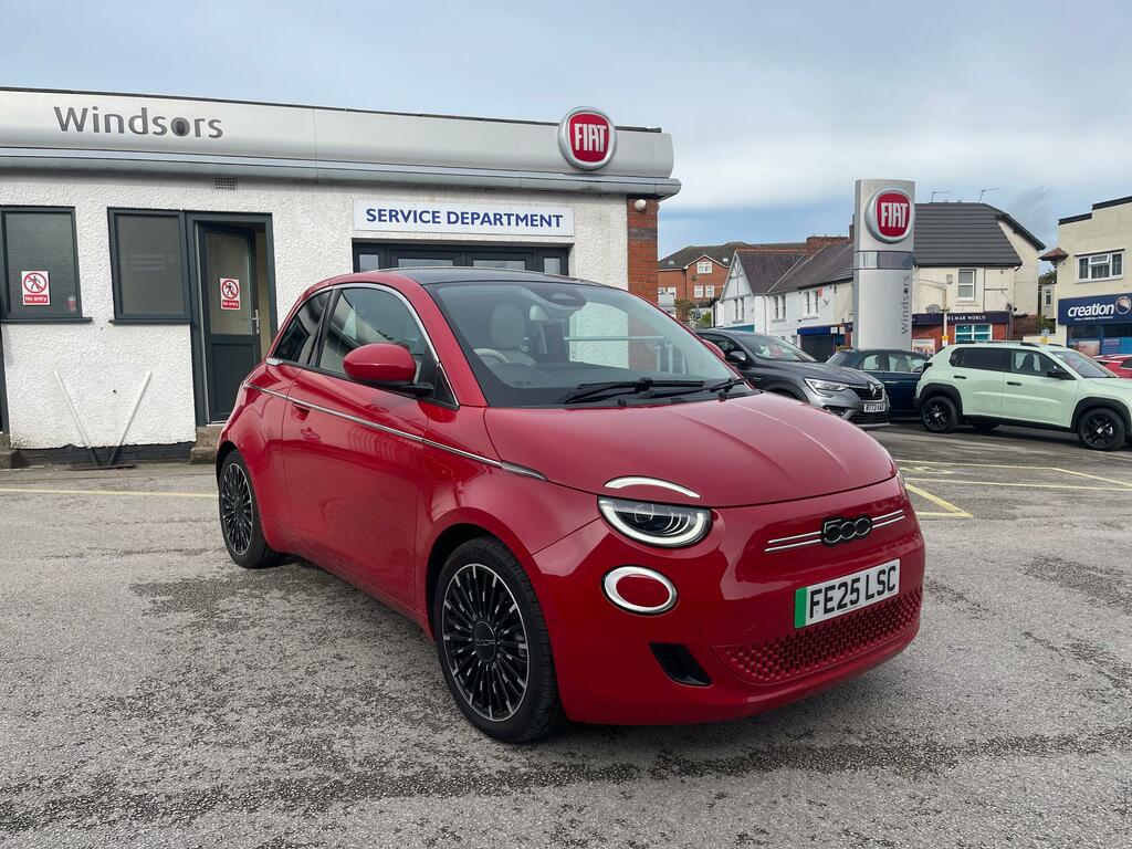 Fiat 500E 42Kwh Hatchback 118 Ps Red