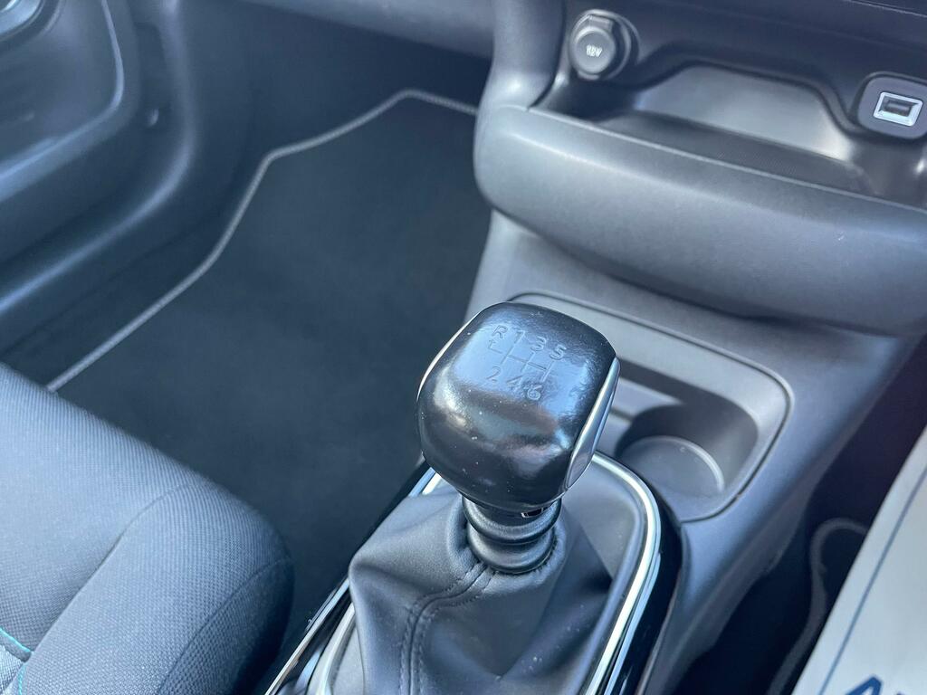 Citroen C4 Cactus 1.5 Bluehdi Flair Blue #31