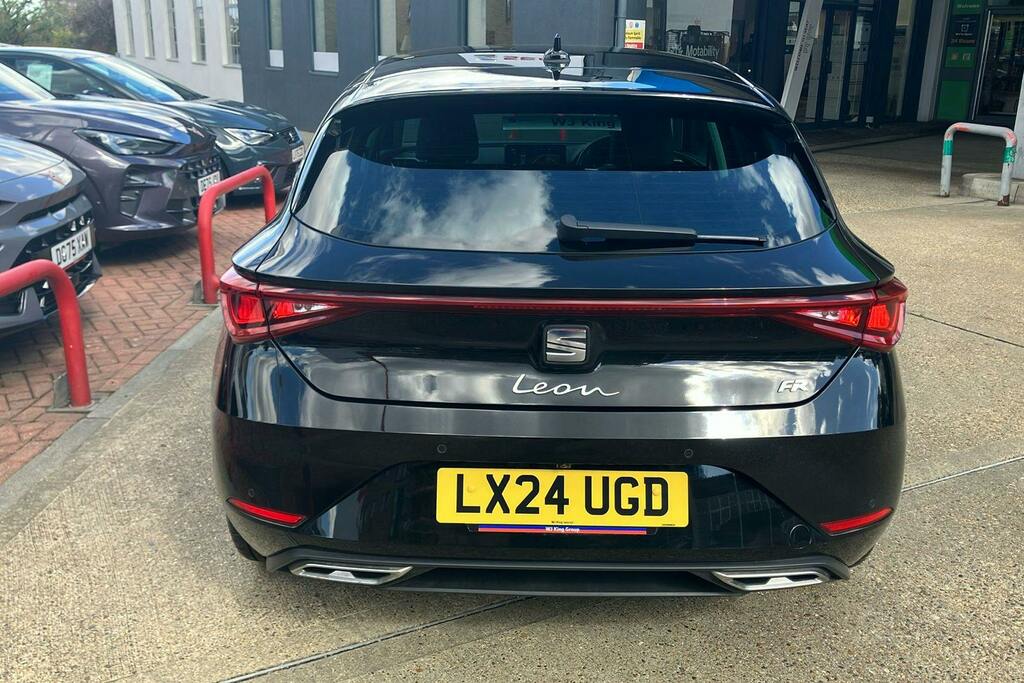 Seat Leon 1.5 Tsi Evo Fr Hatchback White #6