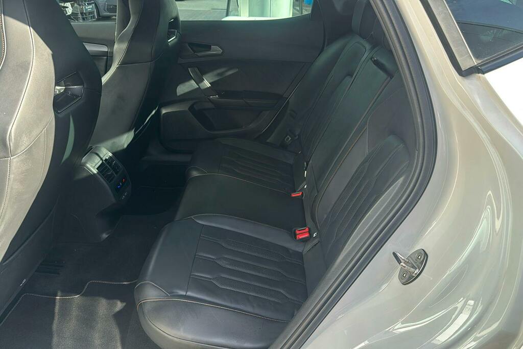 Cupra Formentor 1.5 Tsi V2 Suv Dsg White #4