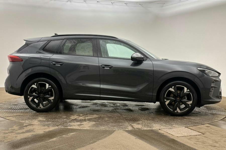Cupra Terramar 1.5 Etsi V2 Suv Hybrid Dsg Grey #4