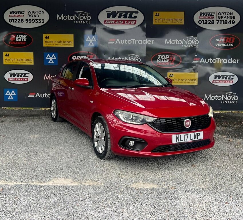 Fiat Tipo 1.6L Easy Plus Red #4