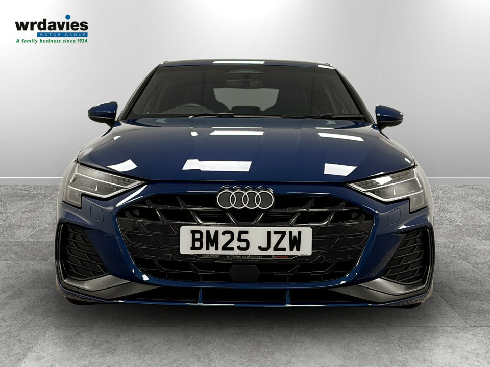 Audi A3 1.5 Tfsi 150 S Line S Tronic Blue #2