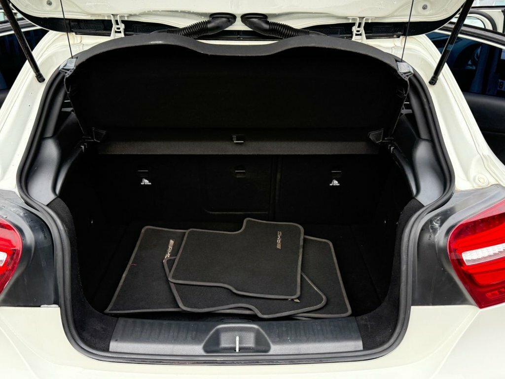Mercedes-Benz A Class 1.6L Sport Black #23