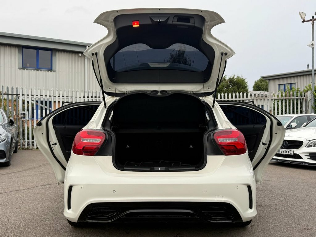 Mercedes-Benz A Class 1.6L Sport Black #15
