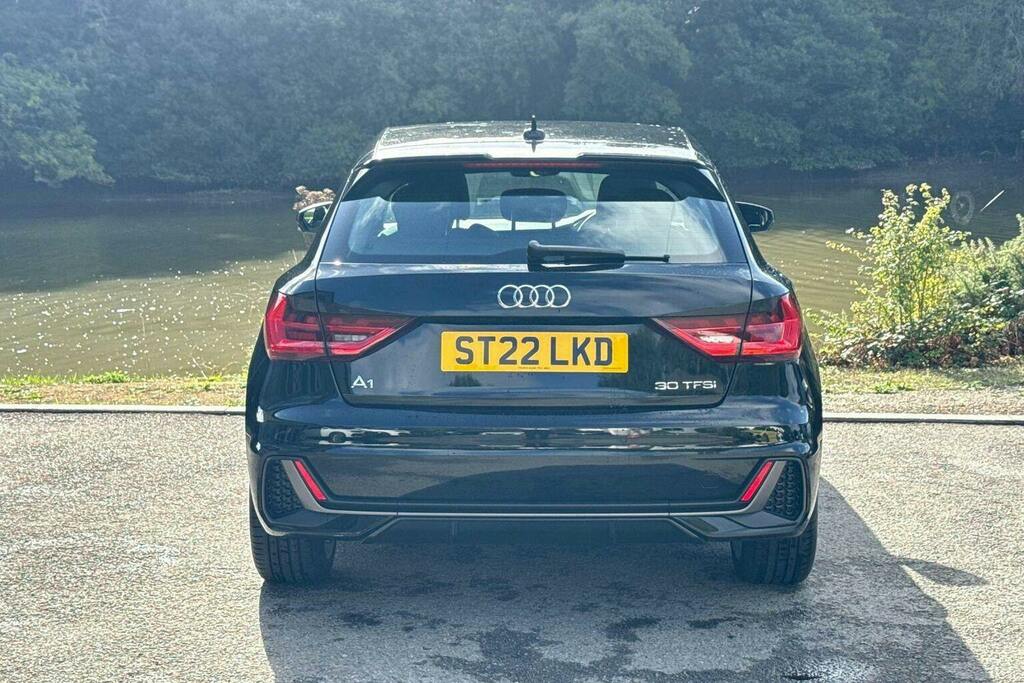 Audi A1 1.0 Tfsi 30 S Line Sportback S Tronic Black #4