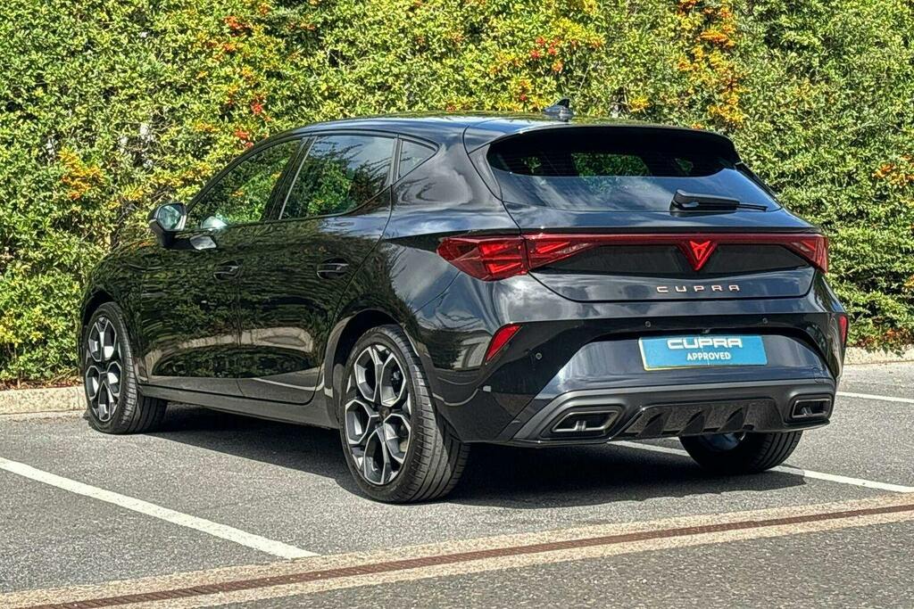 Cupra Leon 1.5 Etsi V2 Hatchback Hybrid Dsg Black #5