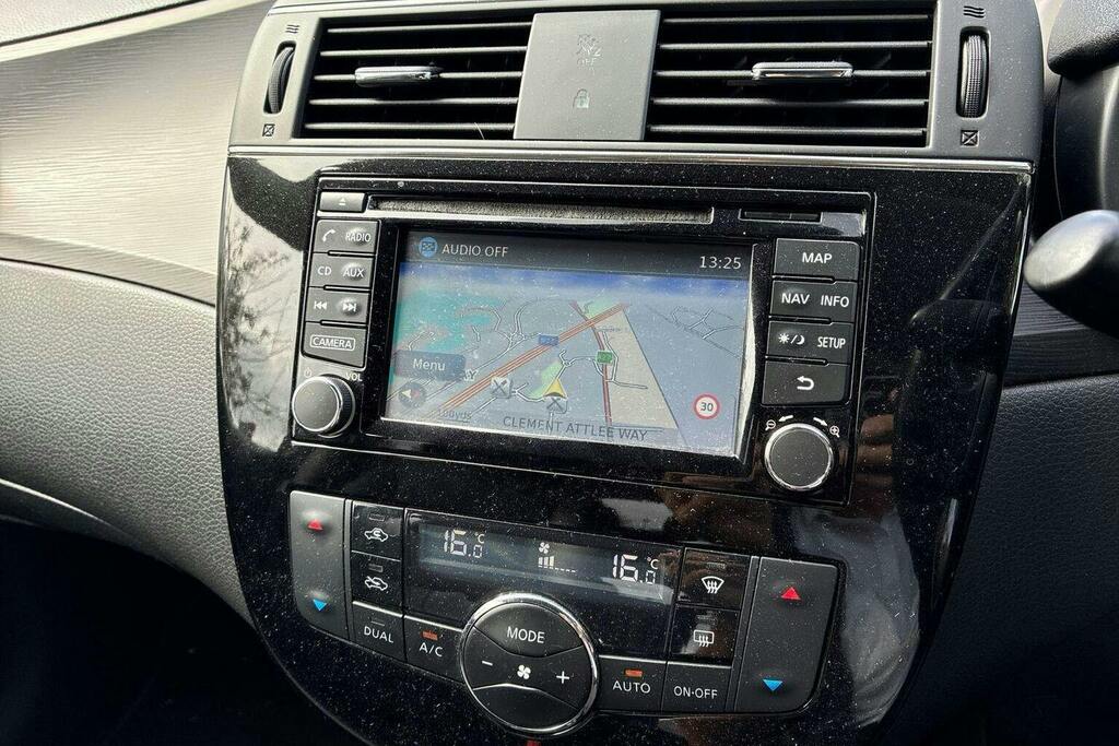 Nissan Pulsar 1.2 Dig-t Tekna  #20