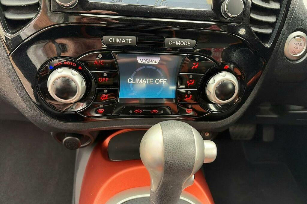 Nissan Juke 1.6 Tekna Xtronic 117 Bhp Blue #24