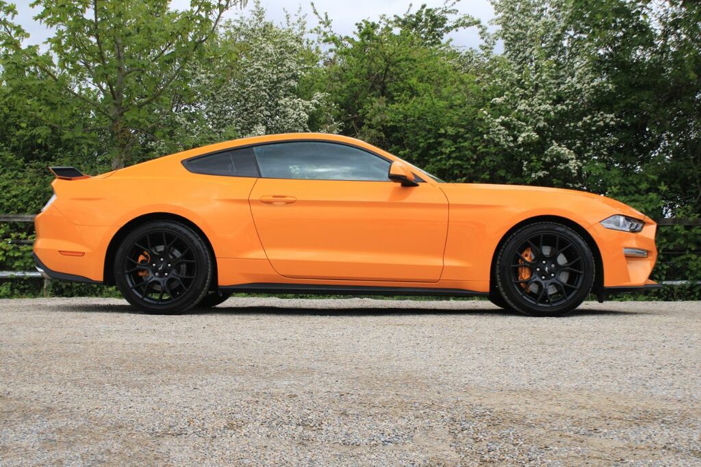 Ford Mustang 2.3T Ecoboost Fastback Selshift Euro 6 - 2019 Orange #2