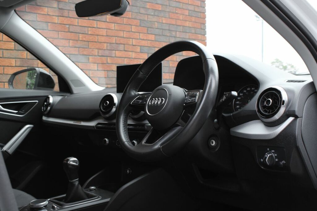 Audi Q2 1.0 Tfsi 30 Technik Euro 6 Ss White #5