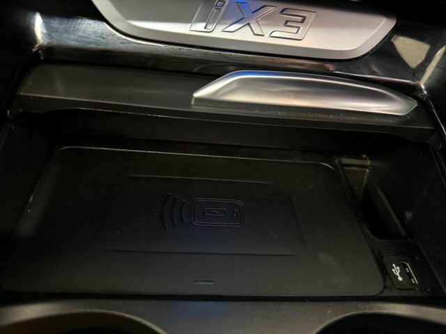 BMW iX3 80Kwh M Sport Grey #4