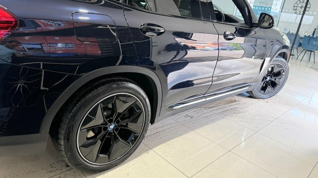 BMW iX3 80Kwh Premier Edition Pro Suv 2 Black #25