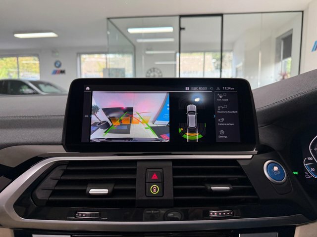 BMW iX3 80Kwh Premier Edition Black #3