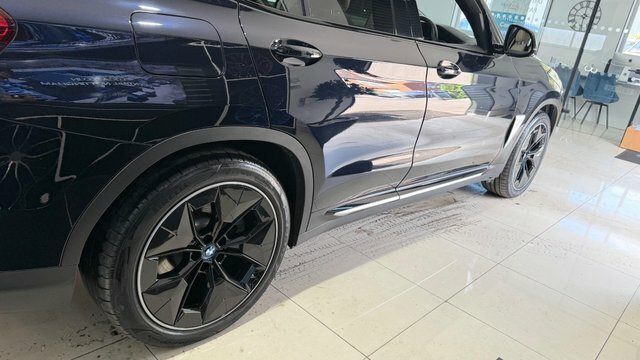 BMW iX3 80Kwh Premier Edition Pro Suv 2 Black #21