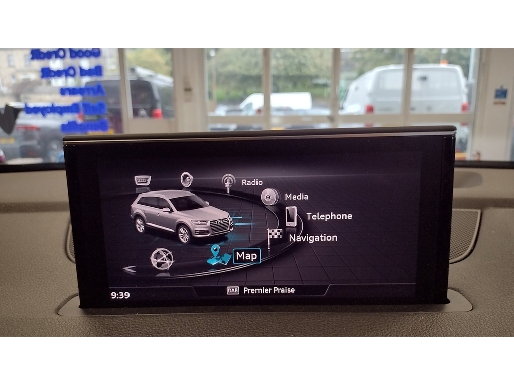 Audi Q7 Tdi V6 S Line White #2