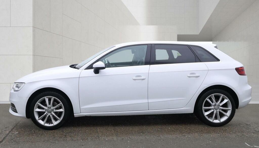 Audi A3 1.4 Tfsi Sport Sportback S Tronic Euro 5 Ss White #4