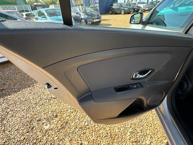 Renault Megane 1.5 Dci Energy Dynamique Tomtom Coupe M Grey #25