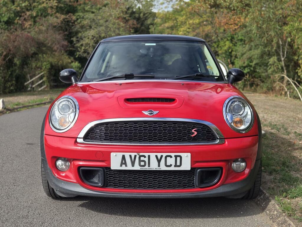 Mini Hatch Cooper S Red #3