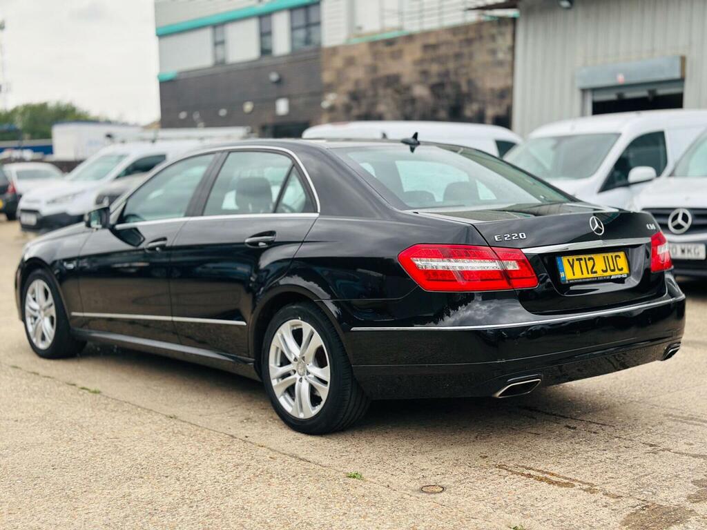 Mercedes-Benz E Class 2.1 E220 Cdi Blueefficiency Executive Se G-tronic Black #3