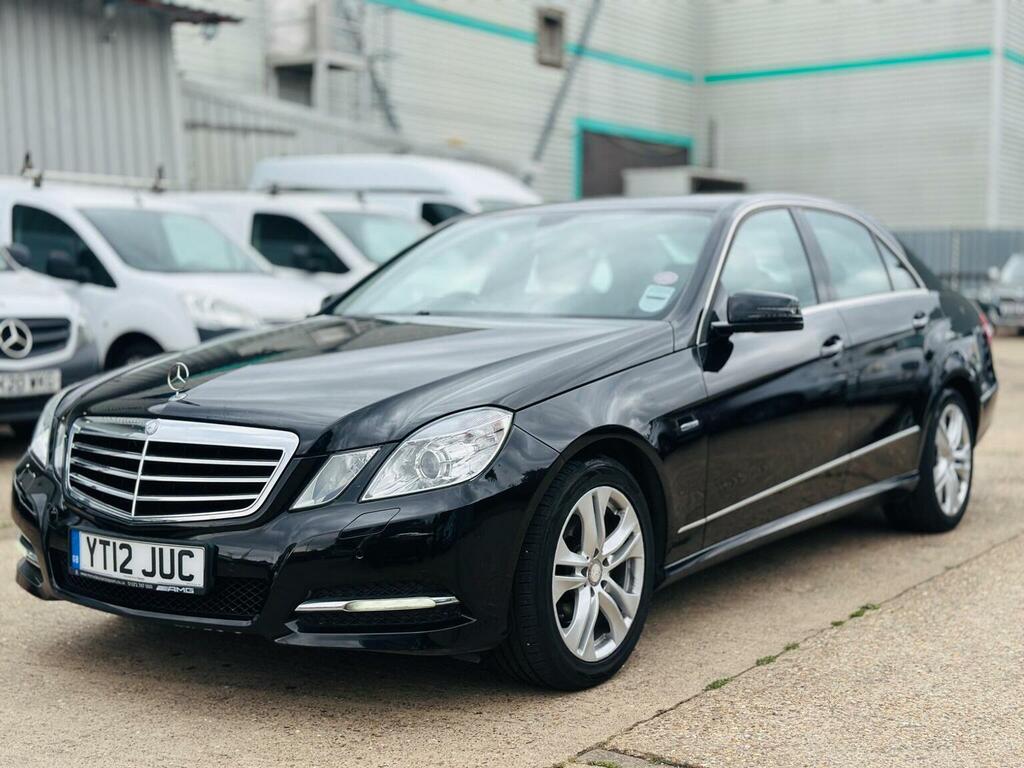 Mercedes-Benz E Class 2.1 E220 Cdi Blueefficiency Executive Se G-tronic Black #2