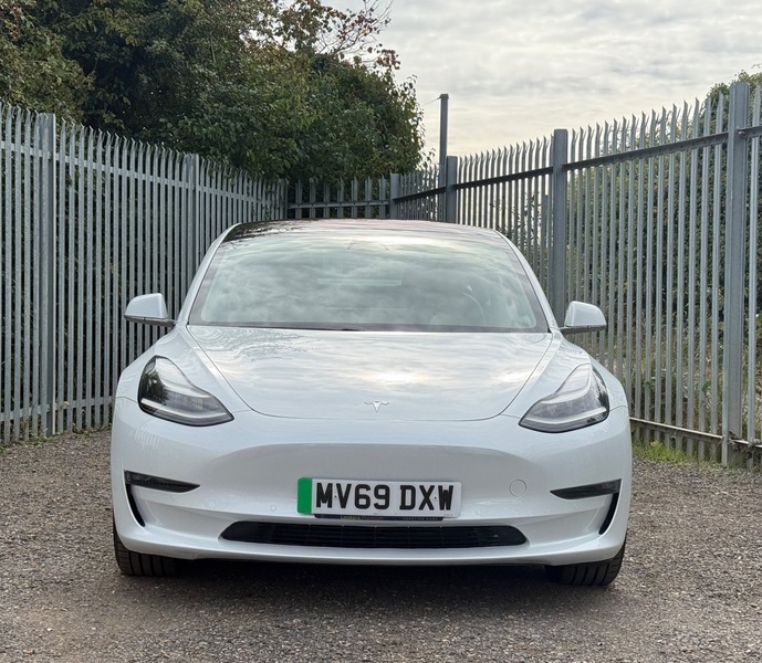 Tesla Model 3 Dual Motor Performance MV69DXW White #2
