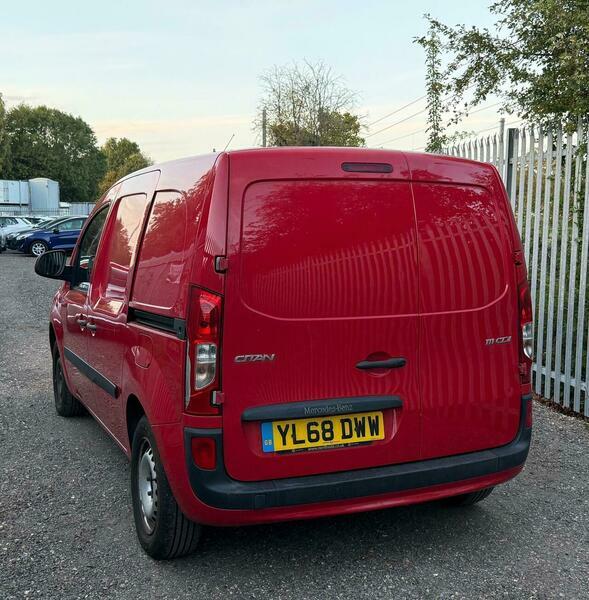 Mercedes-Benz G Class 1.5 111 Cdi L2 Red #4