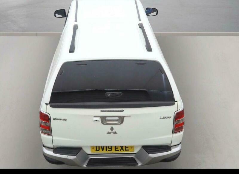 Mitsubishi L200 2.4 Di-d Dc Barbarian White #6