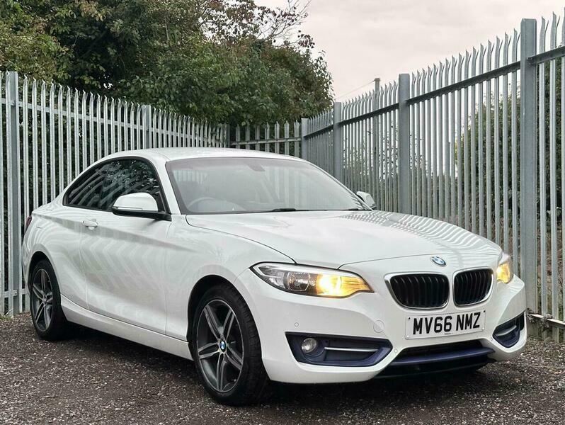 BMW 2 Series 2.0 218D Sport Euro White