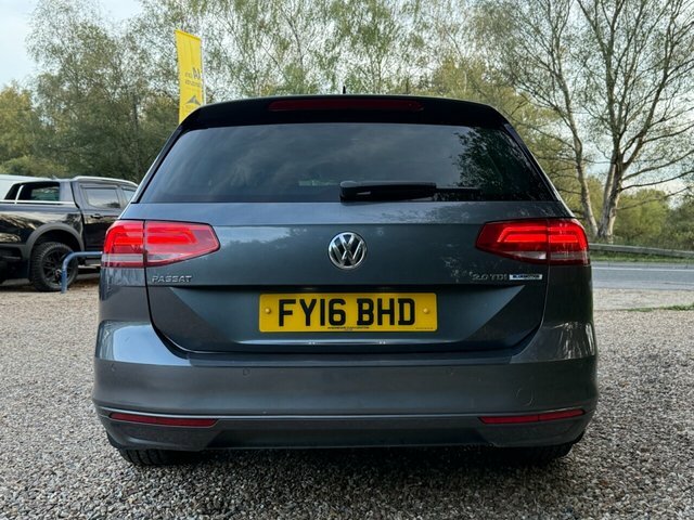 Volkswagen Passat Tdi Bluemotion Tech Se Grey #4
