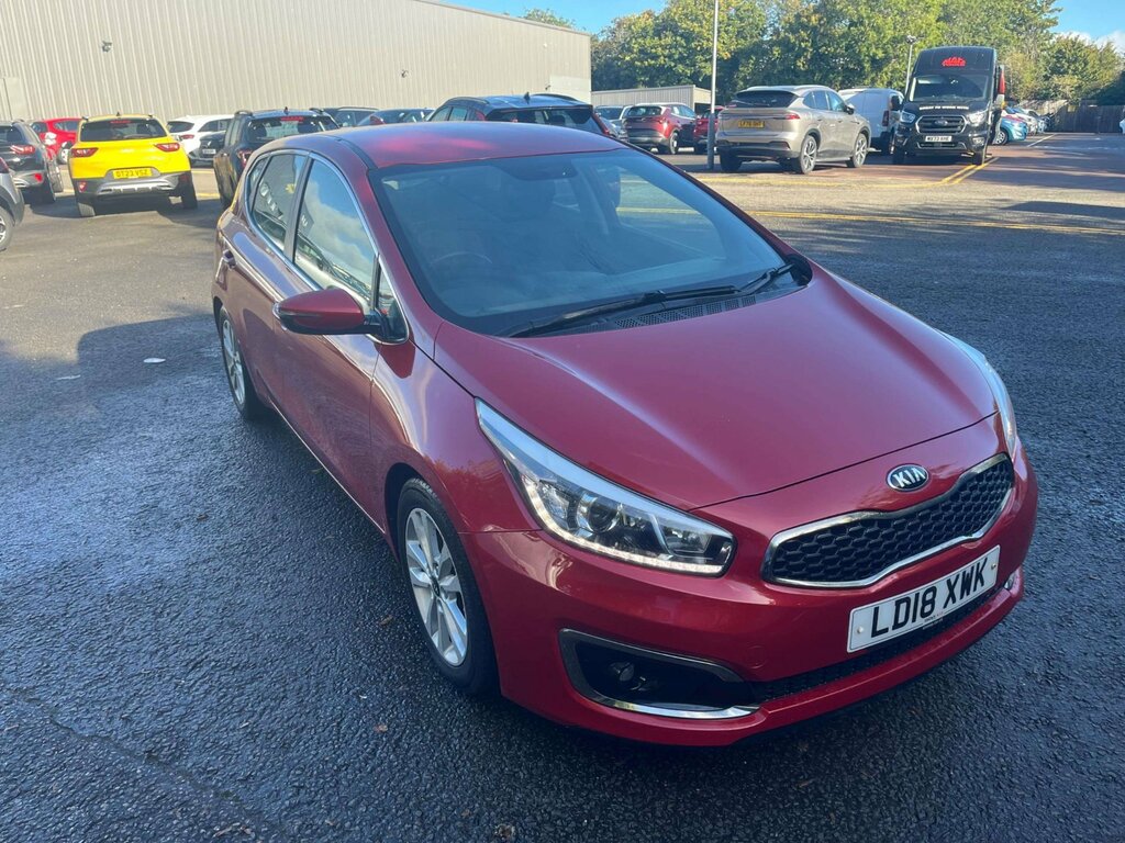 Kia Ceed 1.6 Gdi 2 Hatchback Euro 6 Ss Red #5