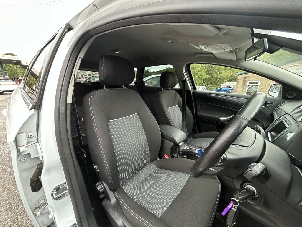 Ford Mondeo 2.0 Titanium X Business Edition Tdci 161 Bhp Black #8
