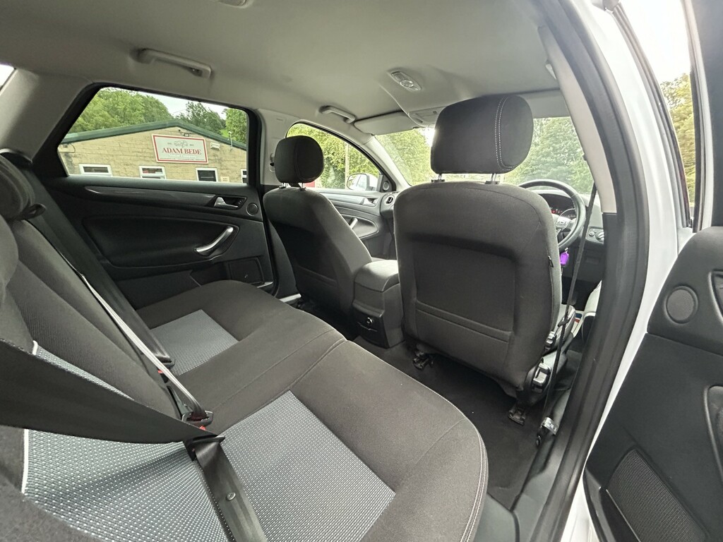 Ford Mondeo 1.6 Tdci Econetic Zetec Business Edition White #5