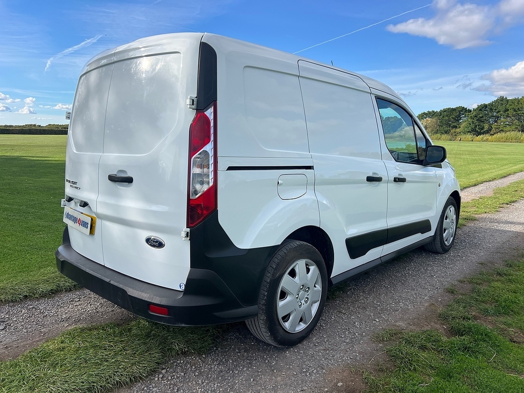 Ford Transit Connect 220 Ecoblue White #5